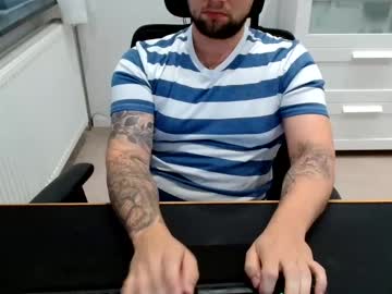 Biker4ever90 • cum • 0y • Hesse, Germany • public