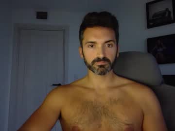 Birthdaycake1 • hairy • 36y • Quebec, Canada • public