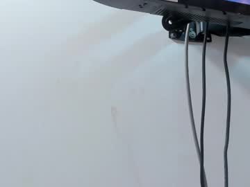 Bjmilu • pussy • 18y • Colombia • public