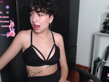 Bjoneyy • naturalboobs • 20y • Bogota D.C., Colombia • public