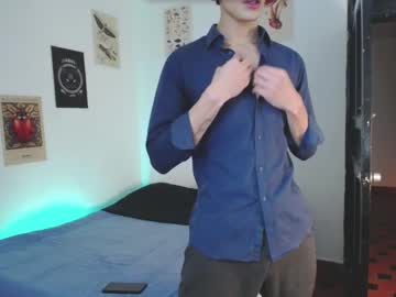 Black Skull22 • muscle • 25y • my home <3 • public