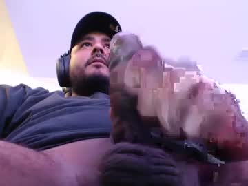 Blackmagic187 • beard • 36y • Home • public