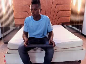 Live cam boy Blacky_big1, 28 yrs – Hot Male Cams