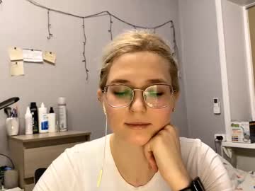 Blancaesbensen • new • 18y • Czech Republic • public