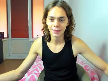 Live cam boy Blazet0ne, 18 yrs – Hot Male Cams