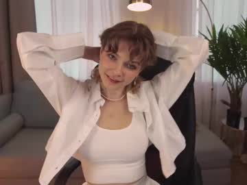 blushmuse - Live Cam Model Online on Ted's Cam Directory