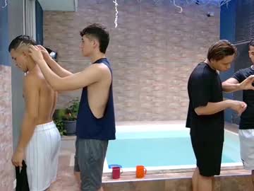 Boysgang_sex • young • Colombia - City: Without location • public