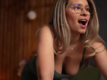 Brandywhite • lovense • 36y • Czech Republic • public