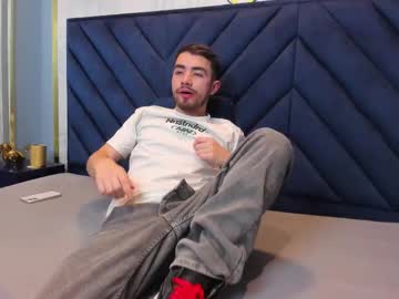 Live cam boy Bryce_hall19 – Hot Male Cams