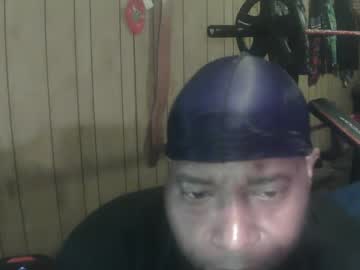 Live cam boy Bussitdown_313 – Hot Male Cams