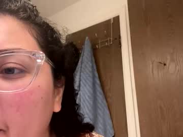 Callm3katt • milf • 0y • United States • public