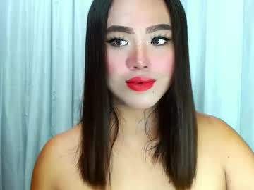 Carolinaaf • asian • Paparazzi • public