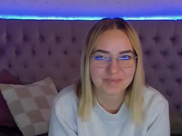 Carollflexx • teen • 22y • Latvia • public