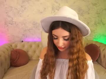 Carollynee live cam profile photo — HD — new — age 0 — The Netherlands