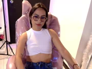 Celeeste Moon  • 18 • 24y • I am in your heart ? • public