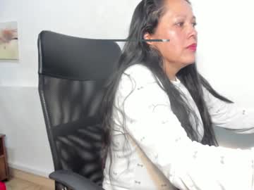 Cenely Connors • milf • 49y • Colombia • public