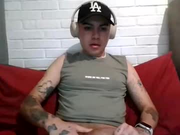 Live cam boy Cesarcxlderon – Hot Male Cams