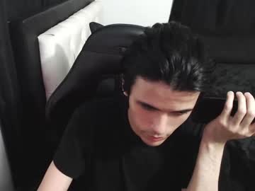 Charlesgerald • skinny • 25y • Bogotá D.C Colombia • public