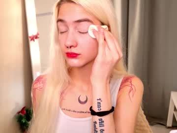 Charmingchickk • new • 19y • your thoughts ? • public