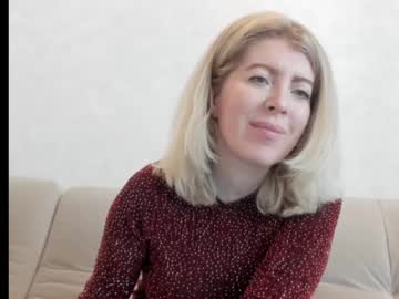 Live cam performer chicafortuna, age 45 (mature,  milf,  feet,  natural) – profile photo, streaming now