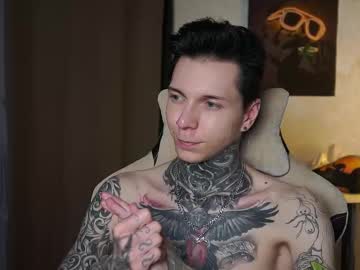 Live cam boy Chillguy2k, 25 yrs – Hot Male Cams