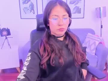 chloebwn7 - Free Live Cam Model Online