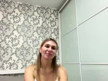 Chloestory • bigboobs • 27y • Lombardy, Italy • public