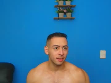 christopher_w - Live Performer