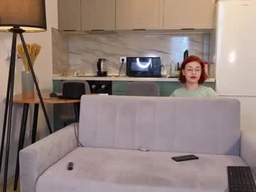 chrystalsmithy - Live Cam Model Online on Ted's Cam Directory