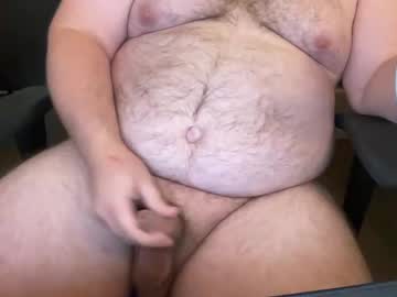Chubbybear836379 • chubby • 25y • le-de-France, France • public
