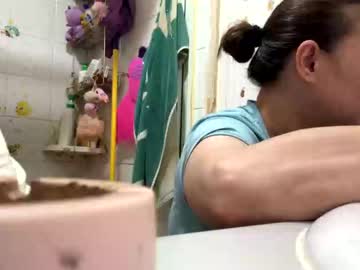 Cocacola1668 • asian • 41y • asian • public