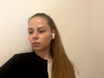 Corinnachancy • blonde • 0y • Prague, Czechia • public