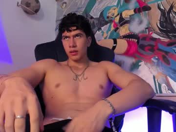 Criss Adams • bigcock • 19y • Colombia • public