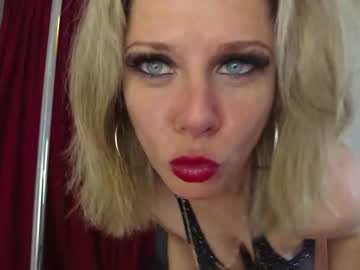 Live cam boy Cristaleyess, 31 yrs – Hot Male Cams