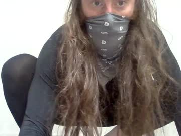 Crossjoey393870029 • sweat • 35y • Closer than you think • public