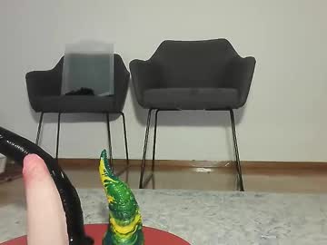 Crz4feet • femboy • 44y • Philadelphia, United States • public