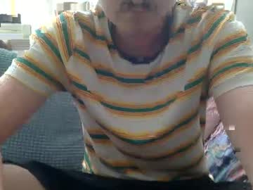 Curiousarthurx • c2c • 28y • Paris, France • private