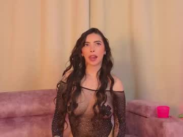 Cutiekeity • bigboobs • South America • public