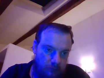 Cyrilhot88 • horny • 37y • Occitanie, France • public