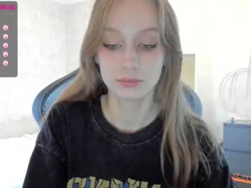 Live cam boy Cyyberwhore, 19 yrs – Hot Male Cams