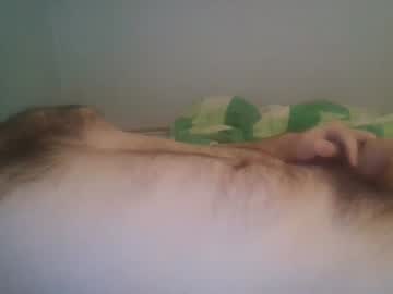 Dabsipabsi • beard • 25y • somewhere • public