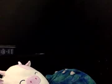 Daddysbratt69 • curvy • 26y • California, United States • public