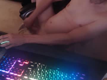 Dakota Reilly • femdom • 40y • Washington State • public