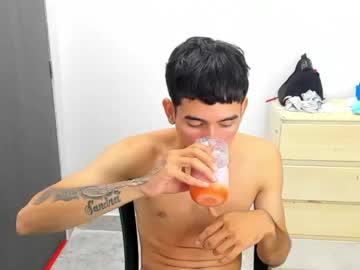 Daniel 443 • naked • 21y • somewhere in the world • public