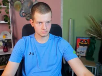 Daniel White22 • feet • 0y • New York, United States • public