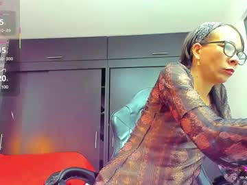 Daniela Xue • mature • 47y • In your dreams • public