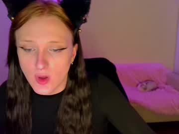 daniella2005 - Live Cam Model Online on Ted's Cam Directory