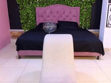 darlyn_reader - Free Live Cam Model Online