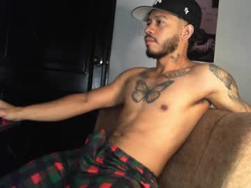 Davide Daniels • cum • 24y • Colombia • public