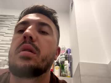 Davis Go • anal • 25y • est • public